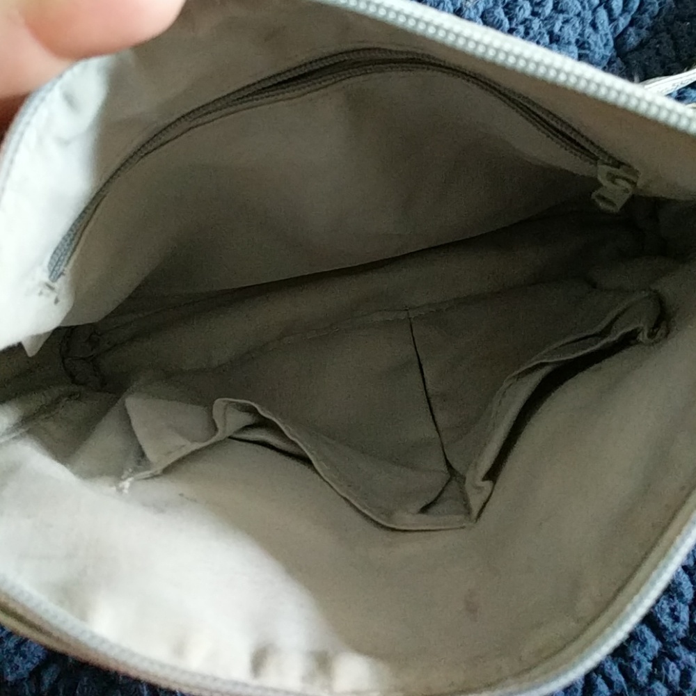 Purse - Picture 2 of 2